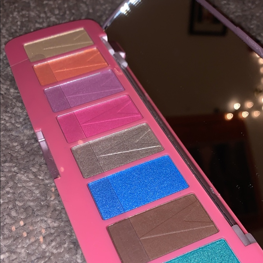 Revolution Brave Spirit Palette BRAND NEW!!